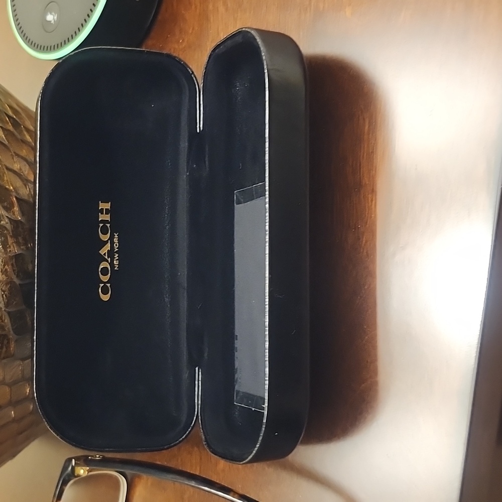 Coach glasses - Picture 4 of 4